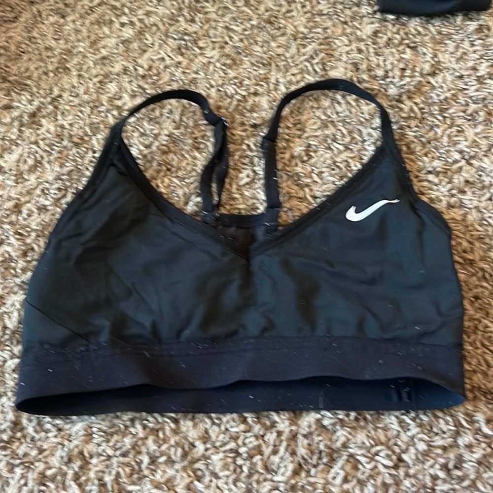 nike sports bra